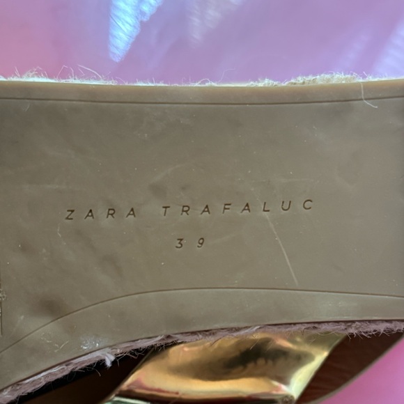 Zara Trafaluc  Women’s‎ Wedge Gold Black Size Eur 39 Us 8.5/9 - Picture 6 of 6